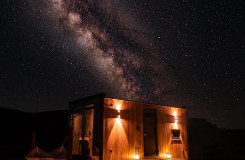 Torrey House | Reflections - Luxe Mirror Home Near Capitol Reef