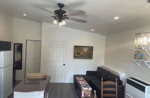 Atascadero House | Relax and enjoy the peaceful oasis in beautiful central costal California