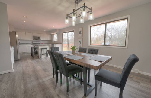 Amberley Village House | Remodeled Spacious home Minutes from Downtown!