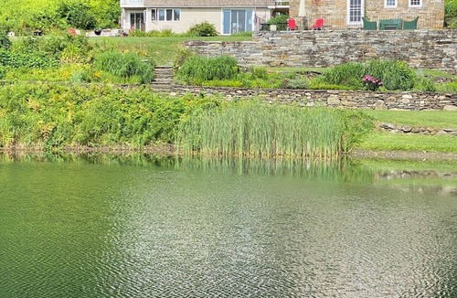 Reading House | Remote Getaway near Woodstock Vermont