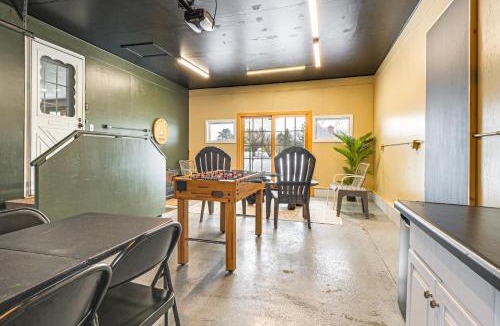 Rice Lake House | Rice Lake Escape w/Private Dock: 1 Mi to Main St