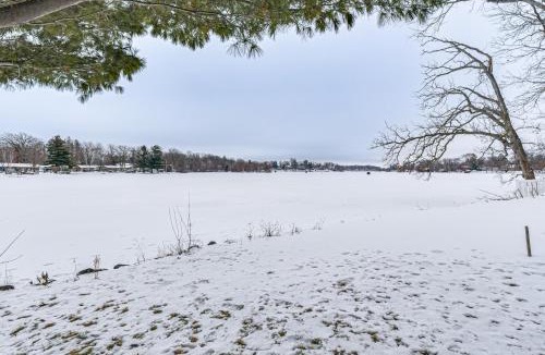 Rice Lake House | Rice Lake Escape w/Private Dock: 1 Mi to Main St