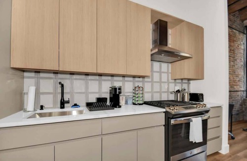 Near North Side Apartment | River North Rooftop With In and Out Parking 1