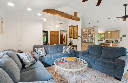 Epping House | Riverfront 2BR Home King Suite Patio & Grill
