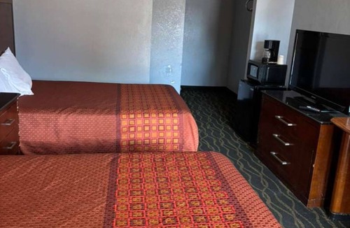 Wormleysburg Hotel | Riverfront Inn