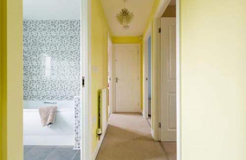 Evesham House | Riverside cottage