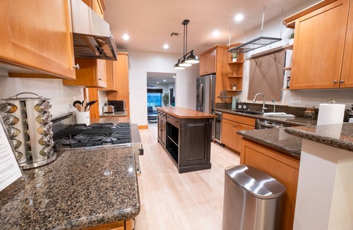 Roosevelt House | 🌵Roosevelt Historic Craftsman🌵Heated Pool/Spa⭐BBQ⭐Firepit⭐Downtown PHX⭐Modern⭐