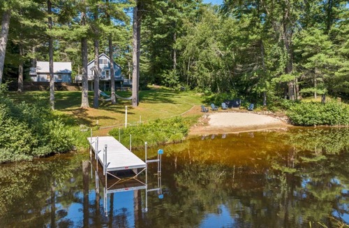 East Wakefield House | Rustic Lakefront Getaway