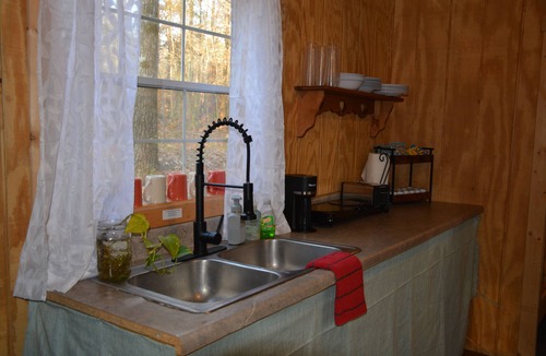 Lexington Cabin | Rustic Primitive Cabin near Athens GA!