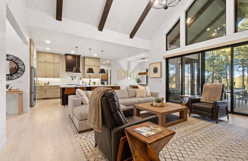 Torreon House | Sage Cabin | King Beds~Golf Course Views~Bunkroom