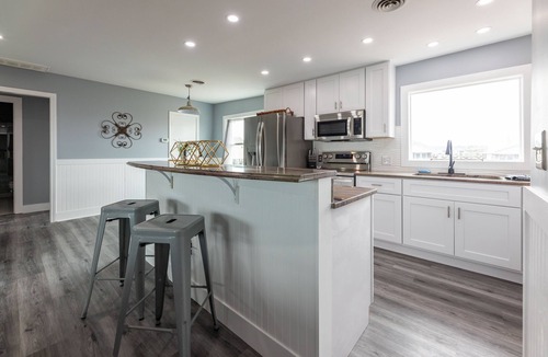 Colington Cottage | Sand Life - Pelican's Upper Deck!