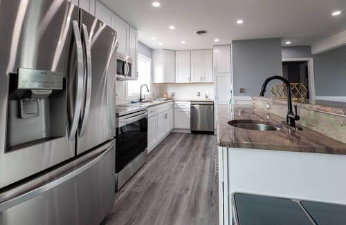 Colington Cottage | Sand Life - Pelican's Upper Deck!