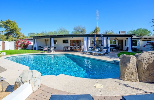 Central Scottsdale House | Santa Fe Modern in the Center of Scottsdale w/private heated pool