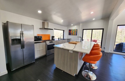 Walkerville Cabin | School Section Lake View 3-Bedroom Walkerville