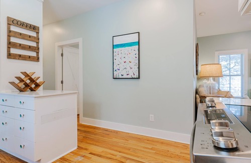 Seacrest House | Seacrest| "Fetch the Waves" | 3BR | Sleeps 9 |Pet Friendly |Private| Bikes