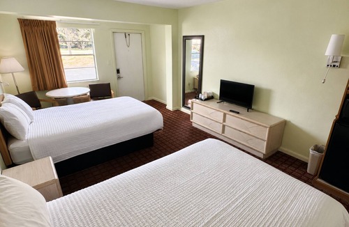 Sebring Hotel | Sebring Inn