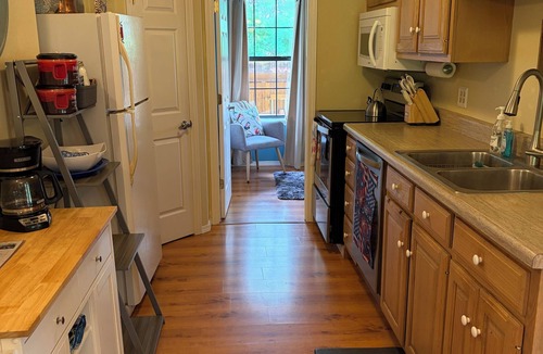 Smithville House | Secluded Getaway ! ! - Eagle Creek Cottage - Pet friendly!