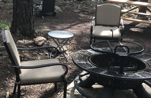 Parks Cottage | Secluded, Historic Wrigley Ranch Cabin- Pine Forest- 25 Acres Near Grand Canyon