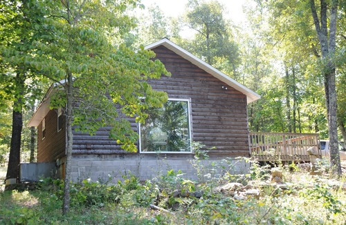 Harrison Cabin | Secluded Mountain Cabin on 50 acres, 5 miles to Buffalo River