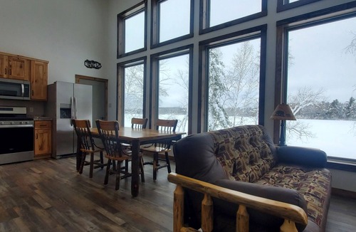 Phillips Cabin | Shore View Cabins- Cabin 1- lakefront vacation rental on the Phillips Chain