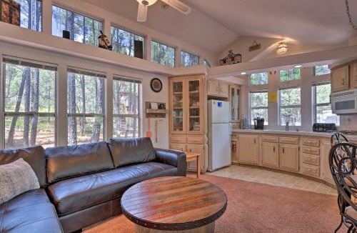 Show Low House | Show Low Retreat with Deck, 13 Mi to Hon-Dah!