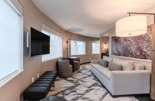 First Hill Hotel | Silver Cloud Hotel - Seattle Broadway