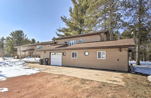 Eagle River House | Simple Cranberry & Wine Farm Home w/Fire Pit!