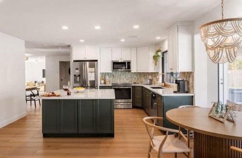 Santiago House | Solara - Pool & Spa - Mins to Scottsdale Quarter