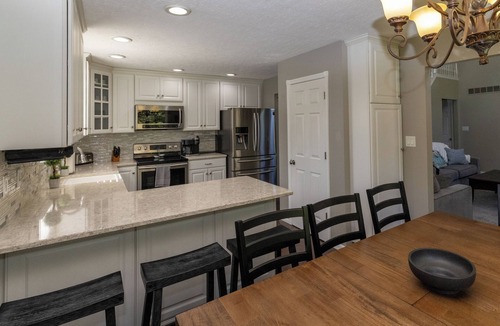 Hamilton House | Spacious 4-bedroom house in charming Hamilton with AC