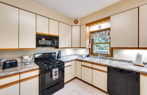 Beloit House | Spacious Beloit Retreat: Close to Parks & Trails!