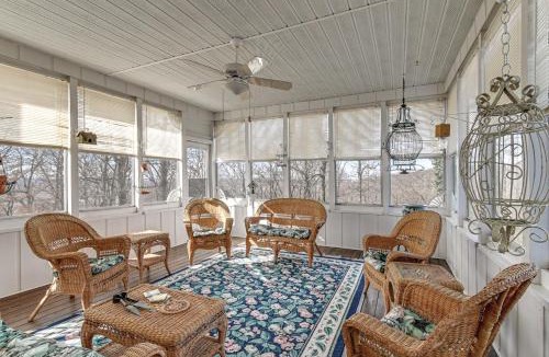 Jacob House | Spacious Shawnee Forest Hideaway! Hilltop Estate
