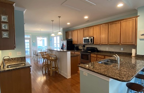 North Carolina Coast House | Spectacular views! 5 bdrms perfect for family memories! Short walk to beach!
