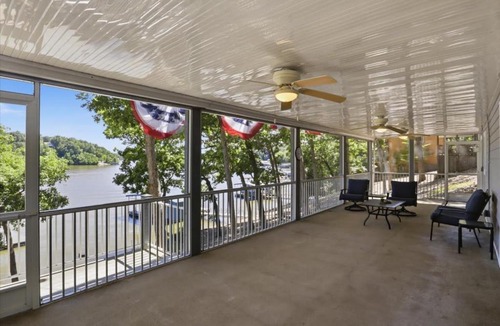 Stover House | Stay at this 4 Bed 3 Bath Lakefront Home with Private Dock