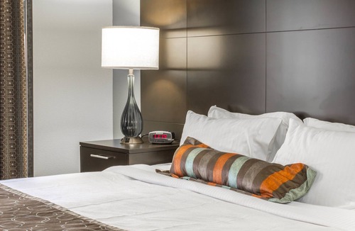 Jacksonville Hotel | Staybridge Suites Jacksonville - Camp Lejeune Area by IHG