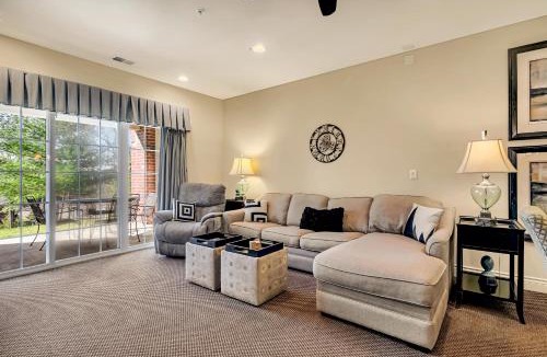 Branson Apartment | Stayin Classy Condo