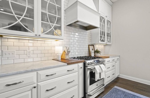 Over-the-Rhine Apartment | StayWashingtonPark | OTR