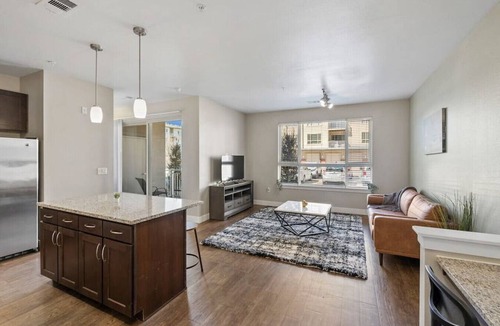 Lone Tree Apartment | Steps From Sky Ridge Medical!