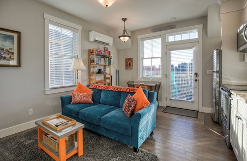 Seabrook House | Steps to Town & Parks, Games, Deck View + Sunset