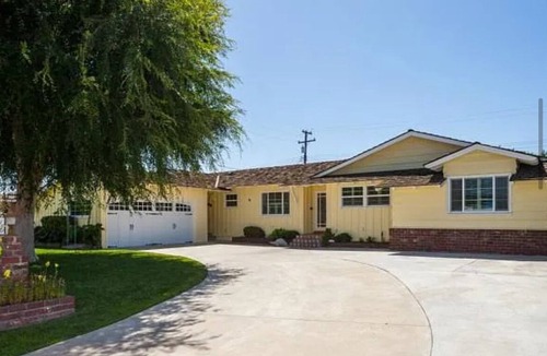 Brea House | Studio with private entrance and pool area
