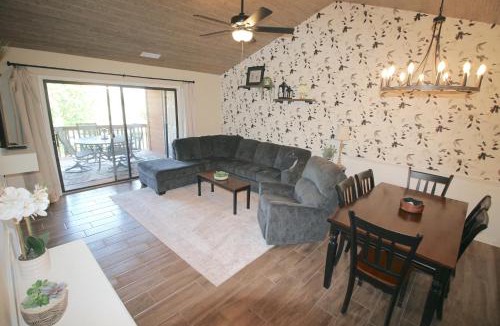 Table Rock Apartment | Stunning 2 Bdrm/2 Bath Pointe Royale Resort & Golf