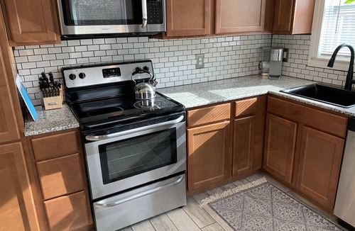 Roselawn Finance House | Sunny 2BR Bungalow Office & Fenced Yard Central Location