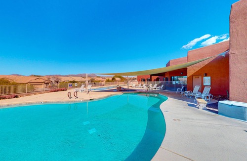 Rancho Vistoso House | Sunny townhome with a lovely patio & W/D - pool, game room, and gym access