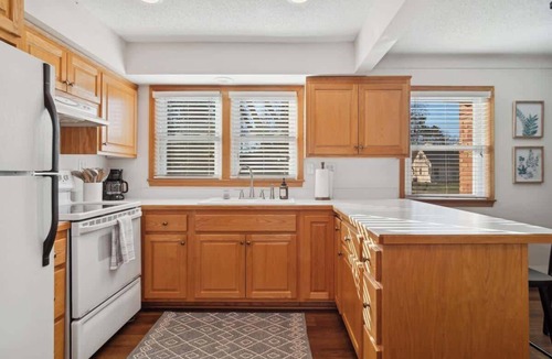 Champlin House | Sunset Drive Newly Remodeled 3bd/Short&Long StayOK