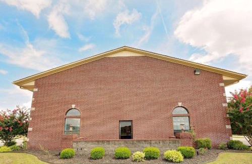 Hazen Hotel | Super 8 by Wyndham Hazen
