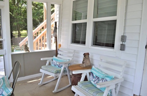 Gamaliel Cottage | Take It Easy Resort - Cottage #78, Norfork Lake Cabin w/Dock Slip, Walk to Water