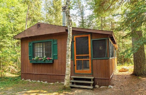 Ely Cottage | Tamarack .