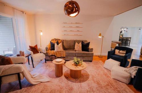Logan House | The 312 House - A Boho Retreat- Hocking Hills