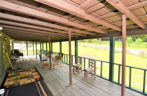 Wellington House | The Cave Run Lake Cabin