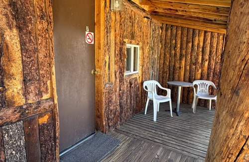 Rye Cabin | The Lodge Cabin 10