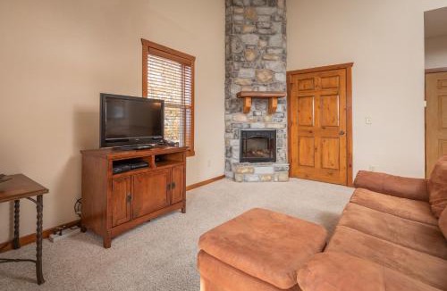 Indian Point Resort | The Lodges at Table Rock